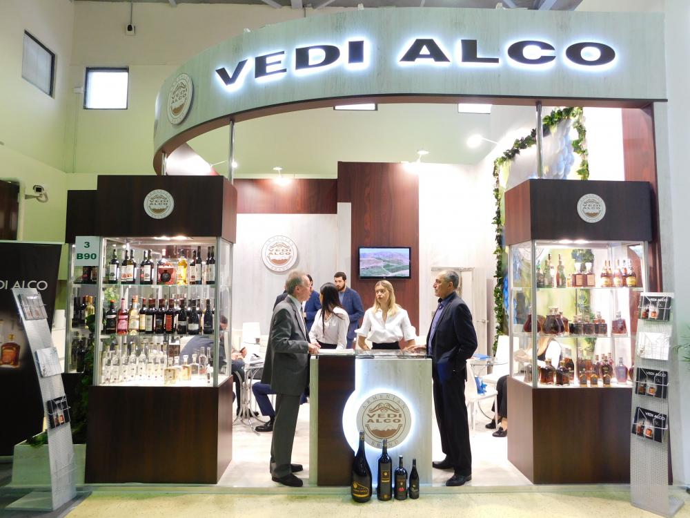 The company stand: VEDI ALCO